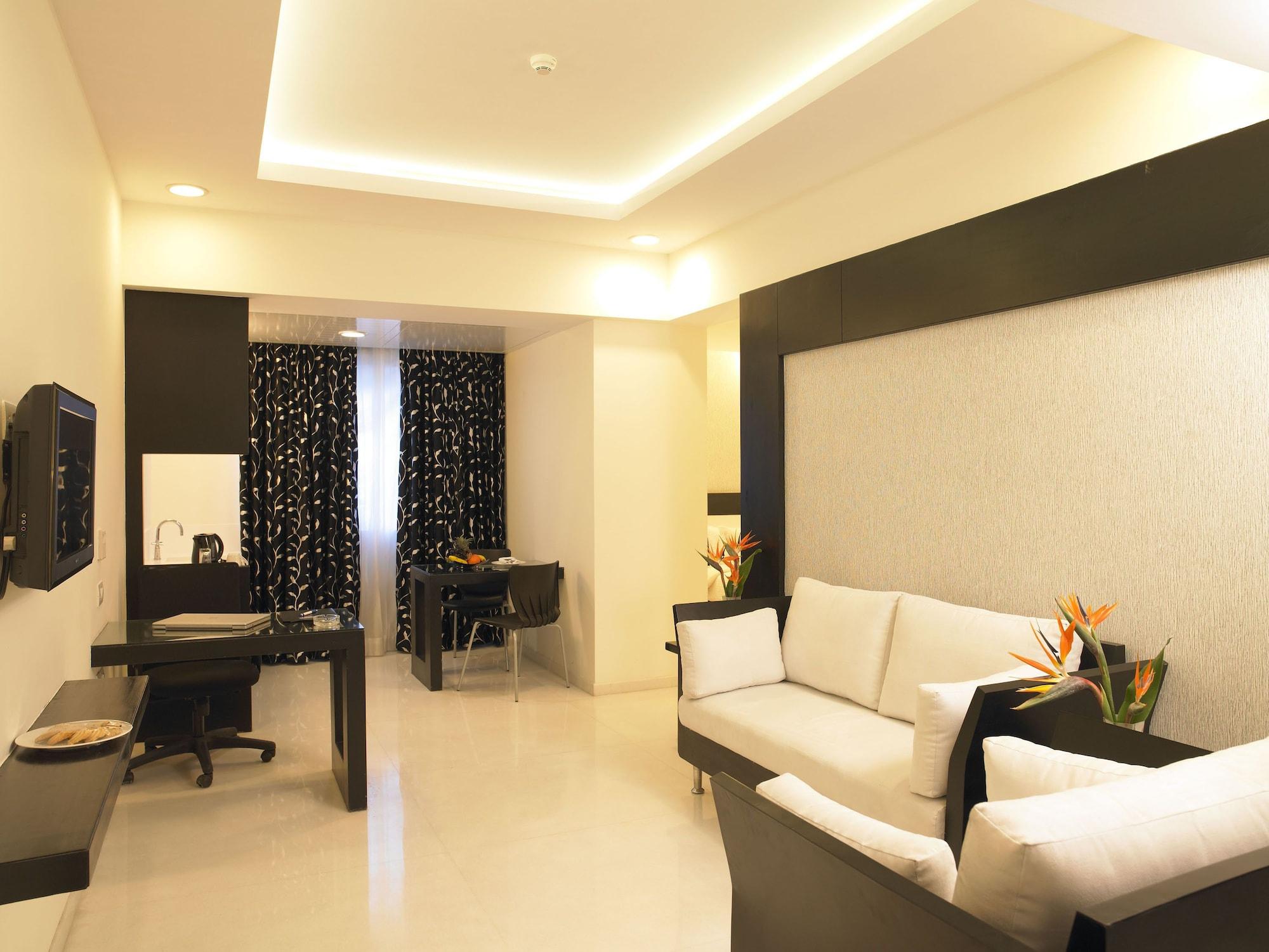 Blu Petal - A Business Hotel Bangalore Extérieur photo