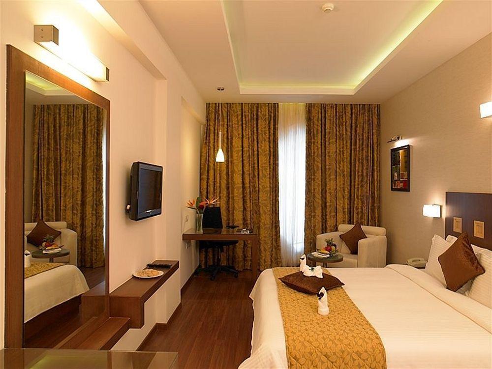 Blu Petal - A Business Hotel Bangalore Extérieur photo