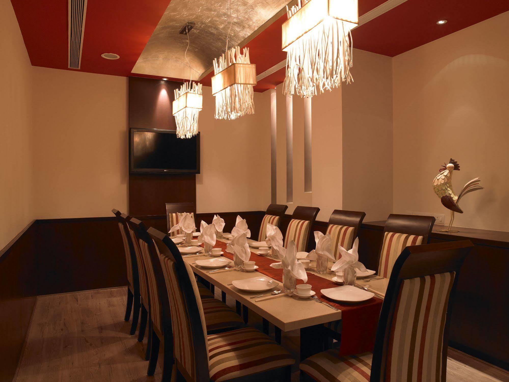 Blu Petal - A Business Hotel Bangalore Extérieur photo
